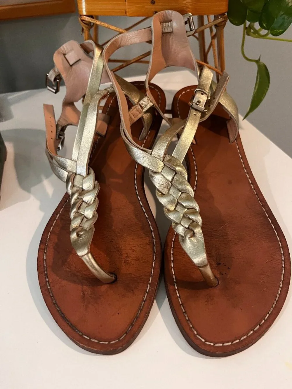 Belle by Sigerson Morrison Gold Thong Sandal - Size 7.5